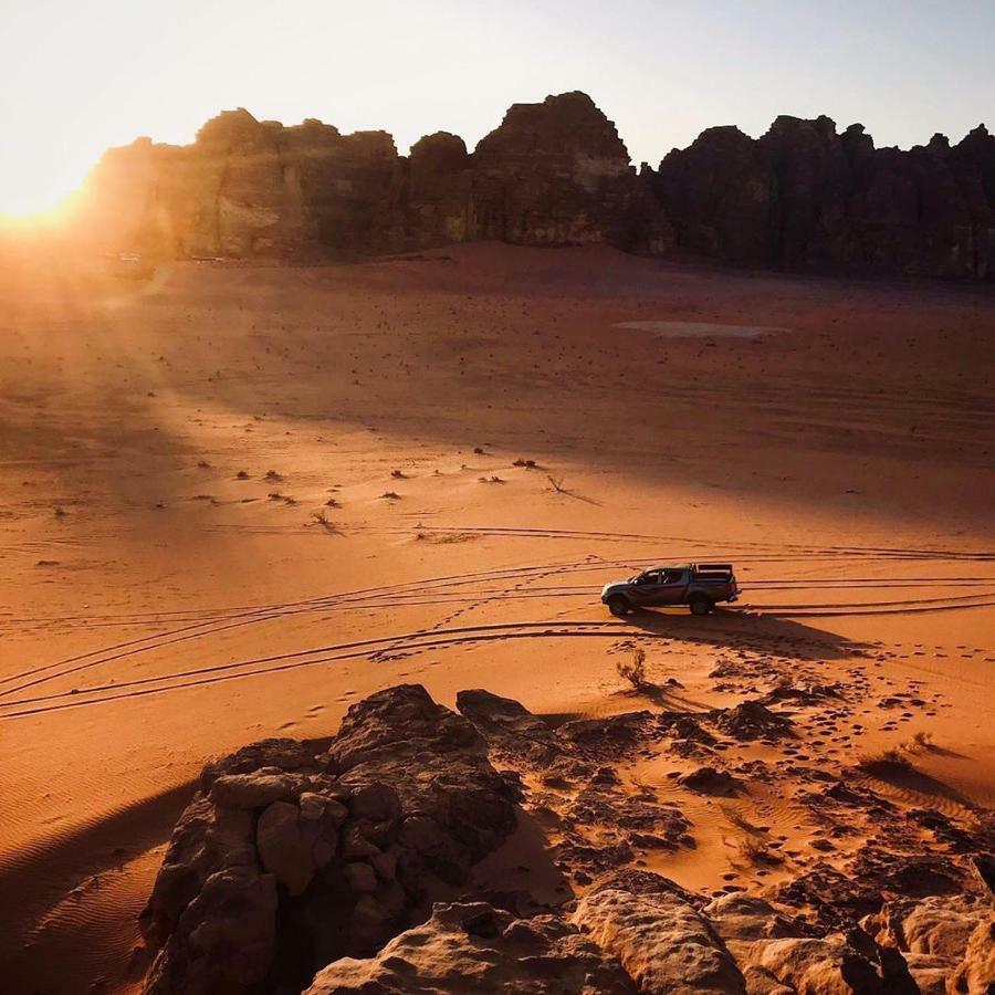Bedouin Memories Camp Hotel Wadi Rum Ngoại thất bức ảnh